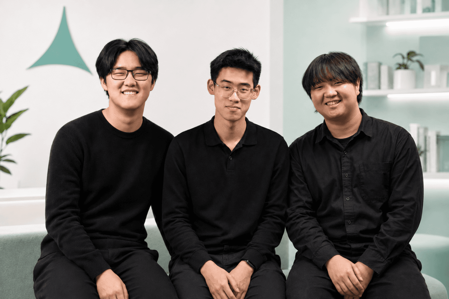 蓝特三位创始人